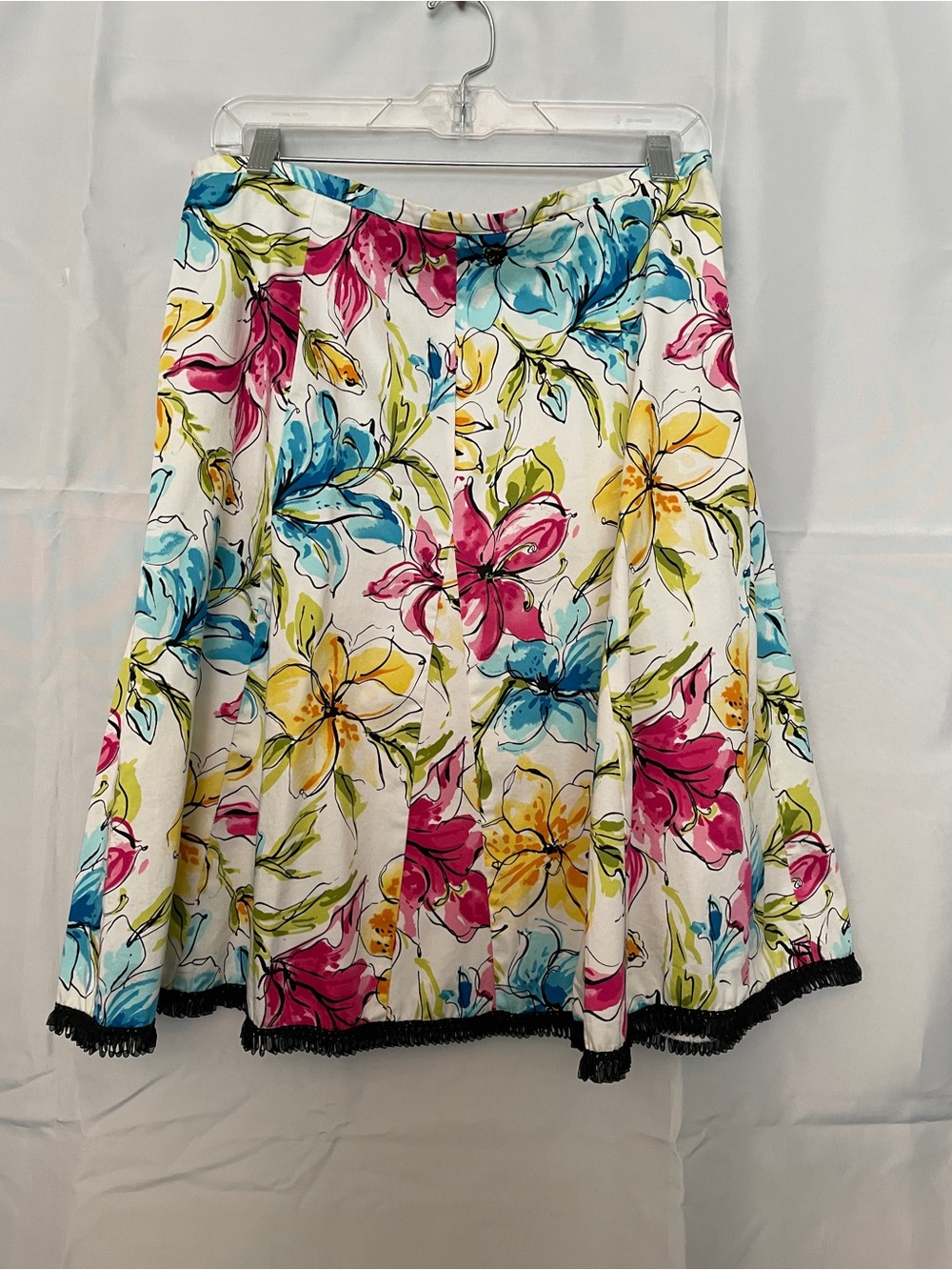 M.D.L. New York Floral Flowy Skirt in White with Pink, Blue & Yellow Flowers
